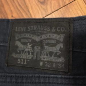 Mens Levis 511 Slim Fit style